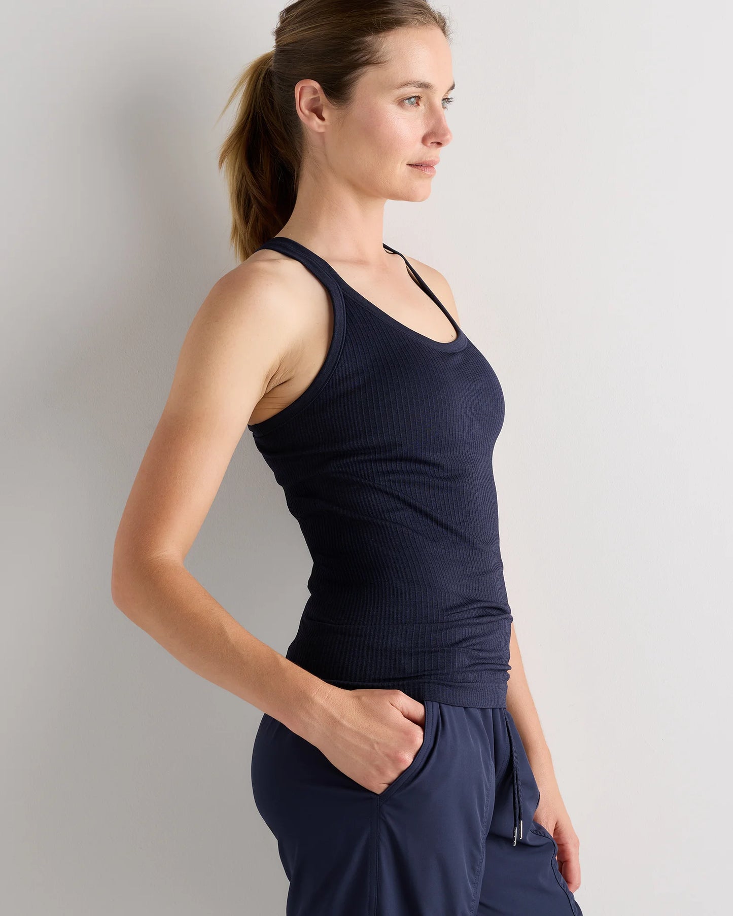 Seamless Ribbed Bra Tank - XS / Classic White