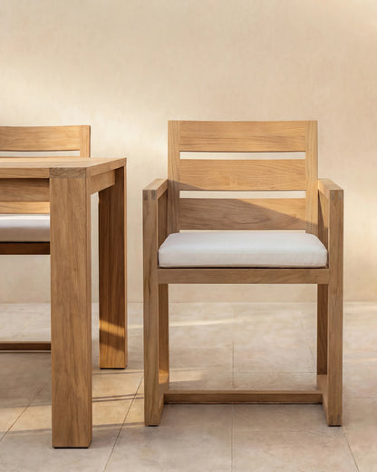 Linear Solid Teak Outdoor Dining Armchair - One Size / Natural Teak