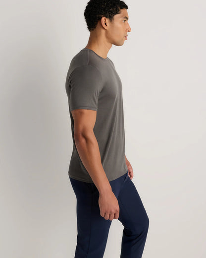 100% Merino Wool All-Season Short Sleeve Base Layer Tee - XS / Charcoal