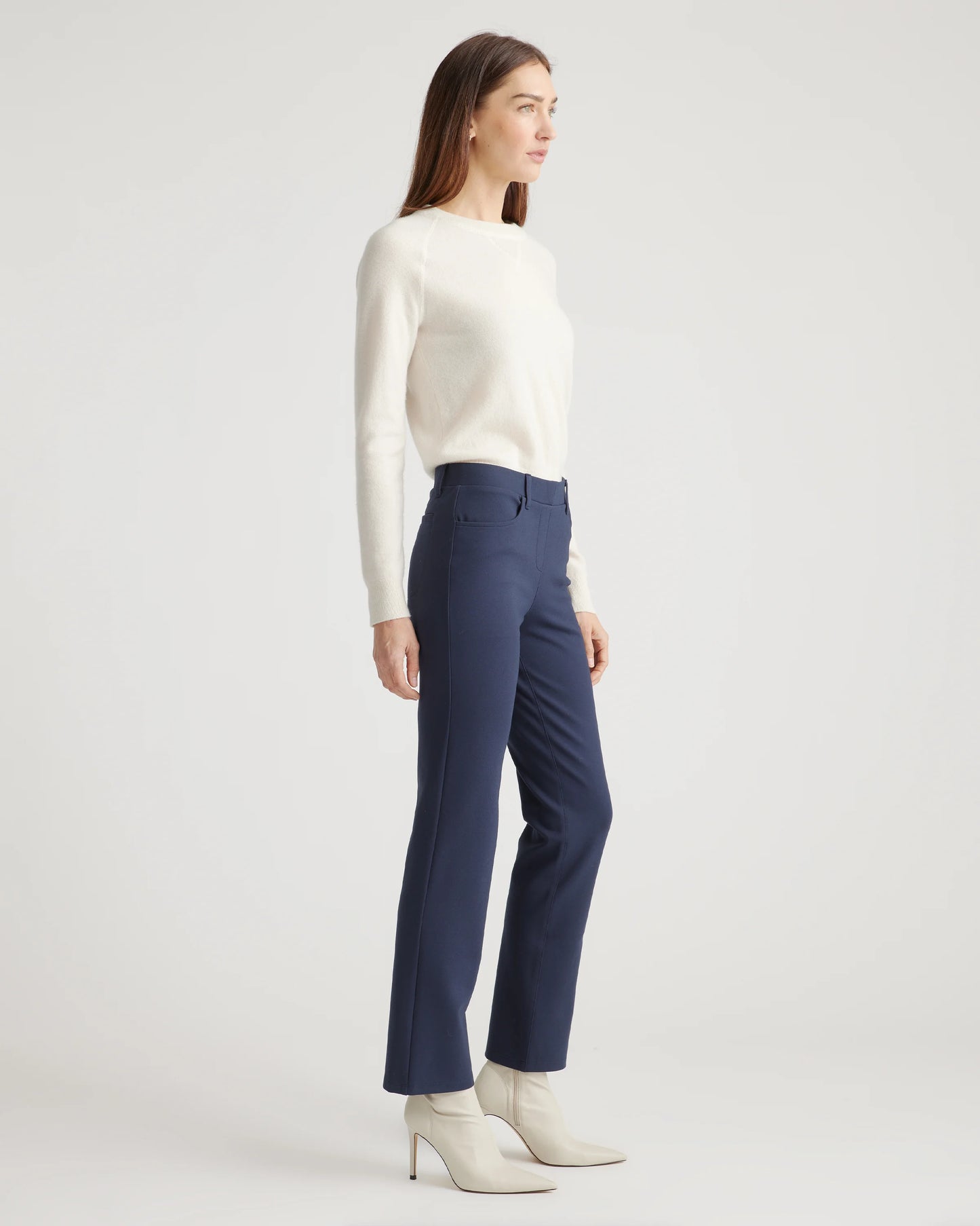 Ultra-Stretch Ponte Straight Leg 4-Pocket Pants - XS / Black