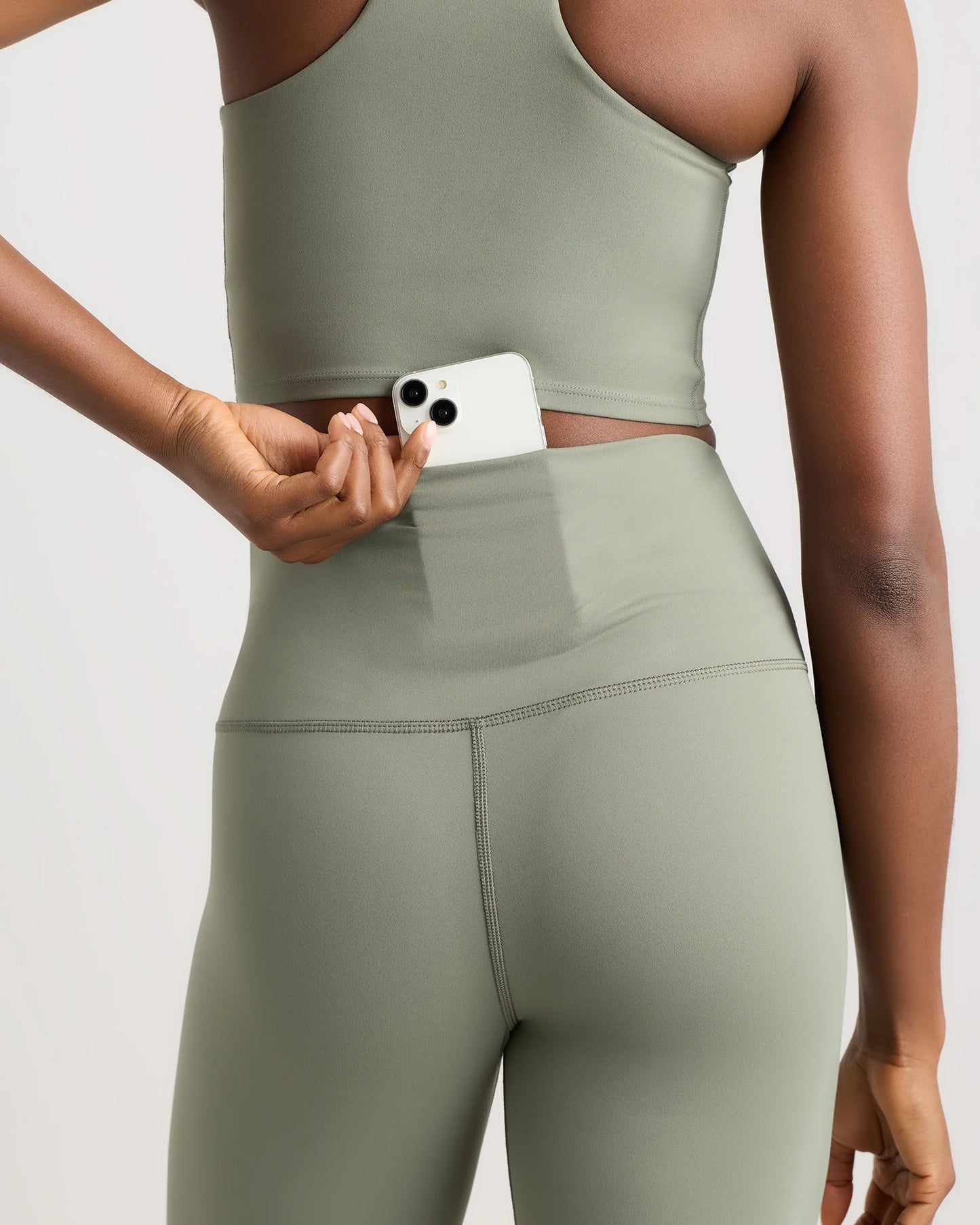 Ultra-Form High-Rise Crossover Legging - XS / Dark Coal