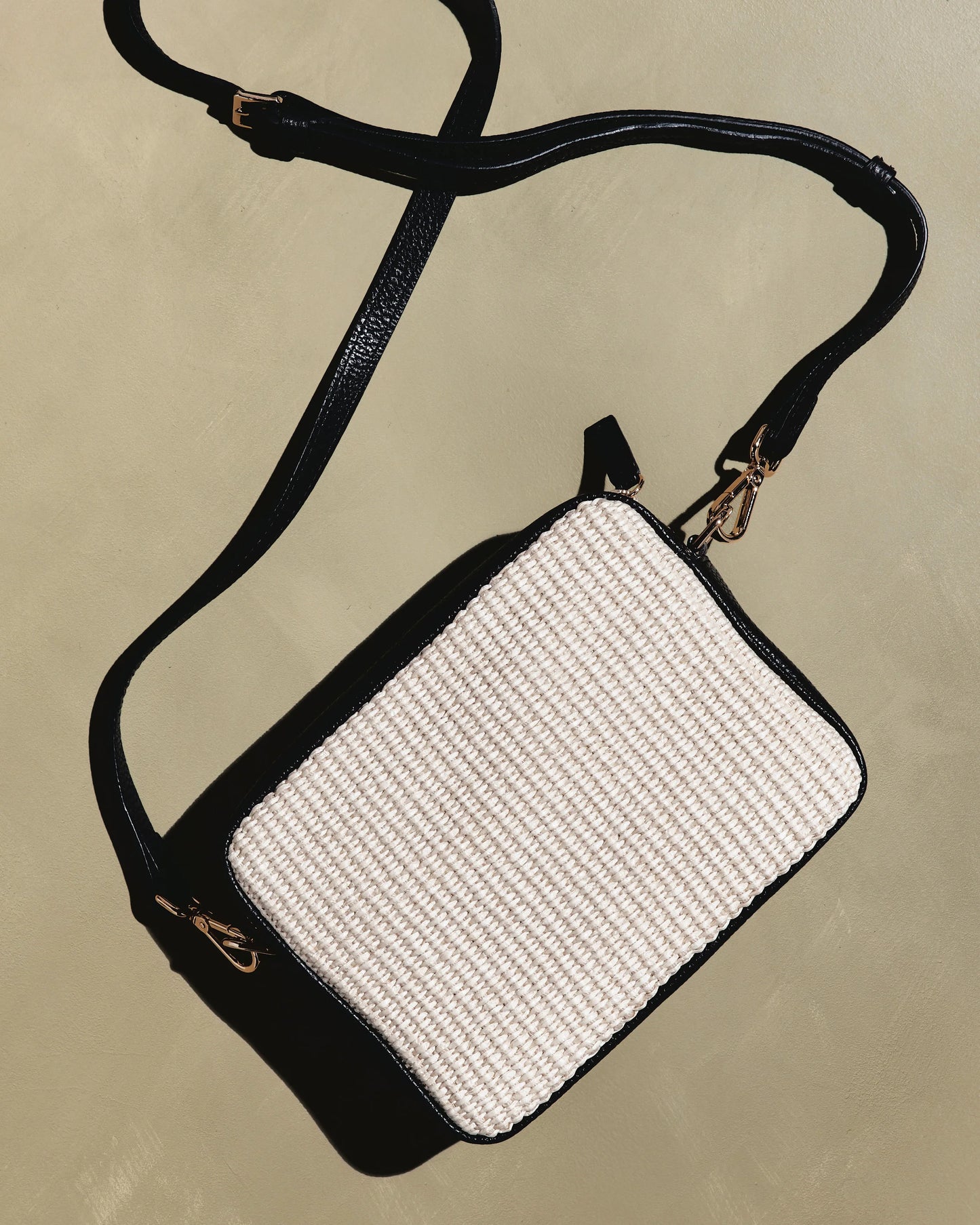 Italian Leather & Raffia Crossbody - One Size / Mocha