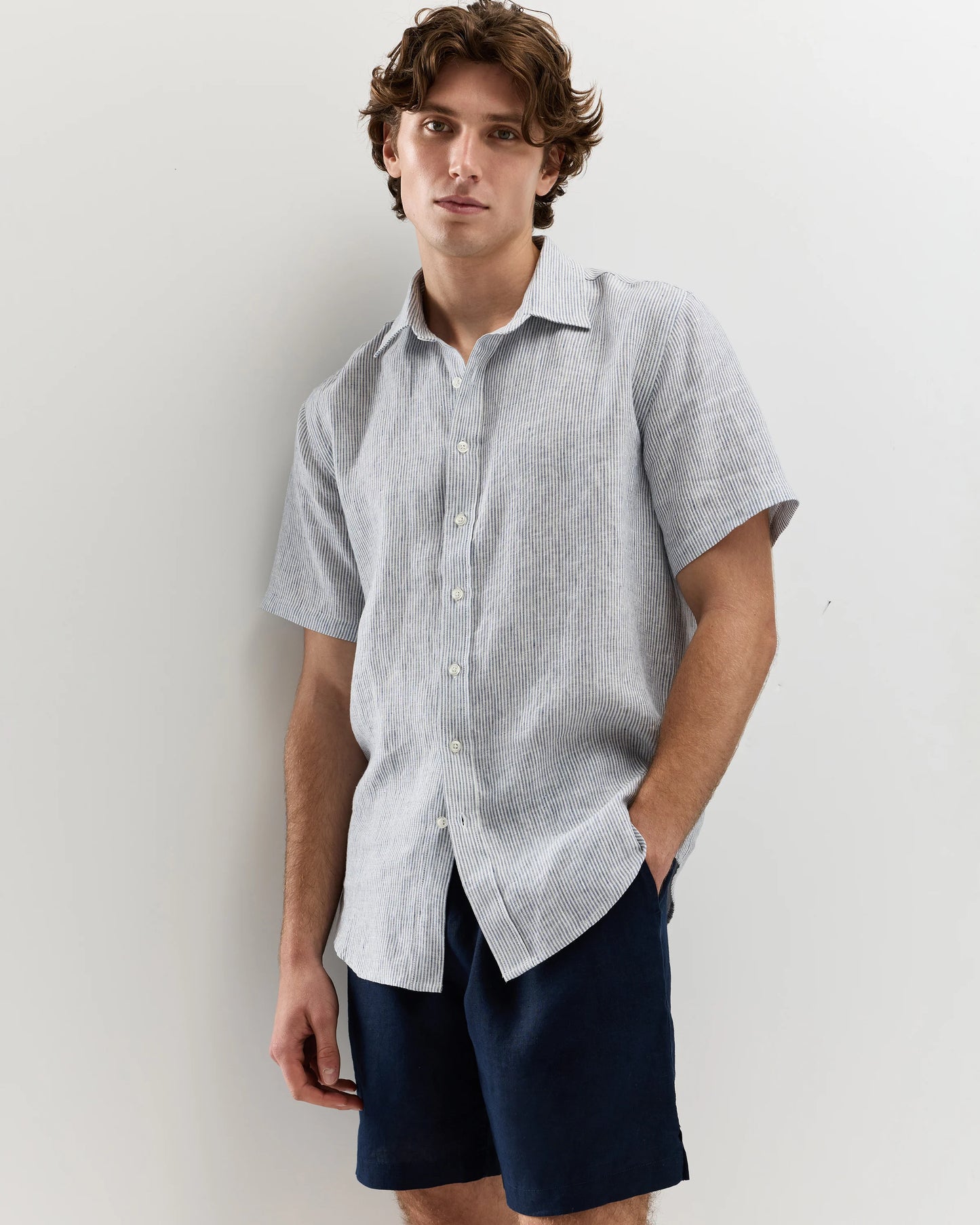 100% European Linen Relaxed Short Sleeve Shirt - XS / Taupe Brown Chambray