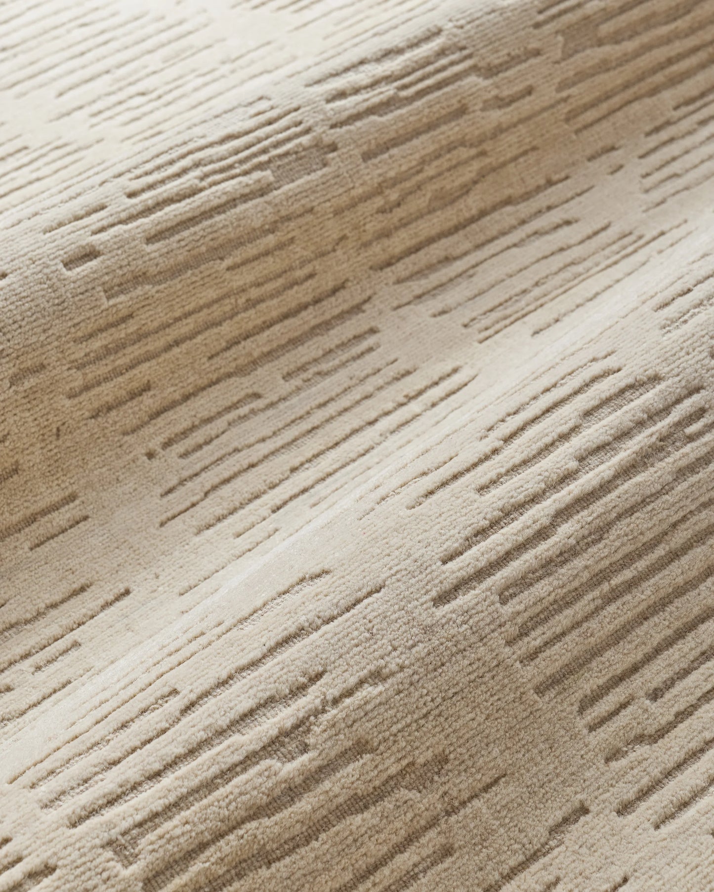 Cobble Hand-Loomed Wool Rug - 5' x 8' / Beige