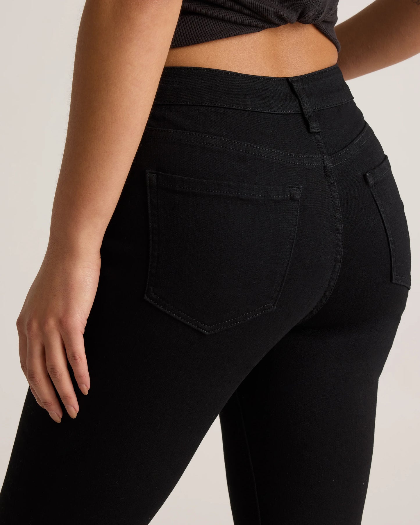 Luna Stretch Slim Straight Jeans - 24 / Black