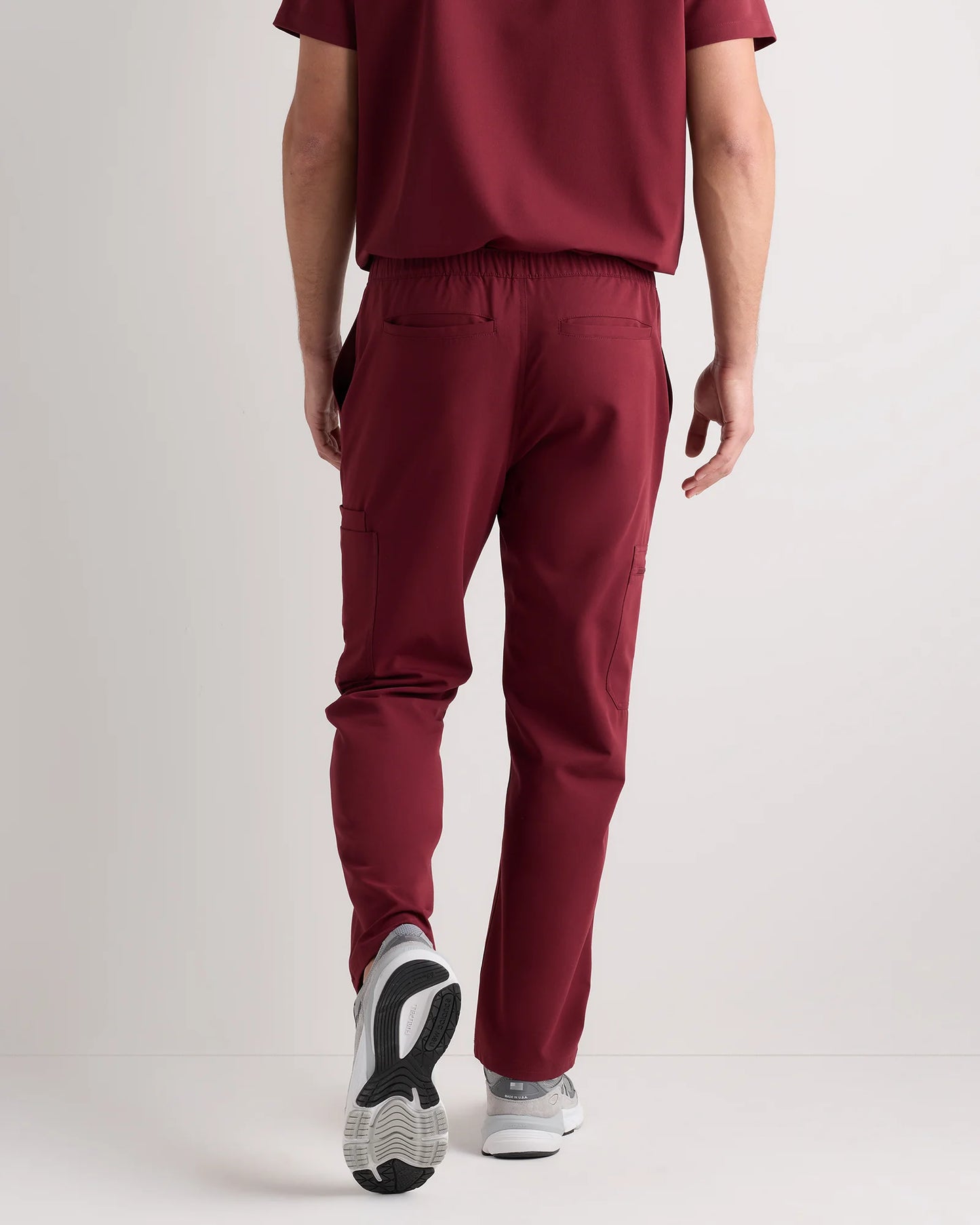 AeraFlex Scrub Cargo Pants - S / Bold Black