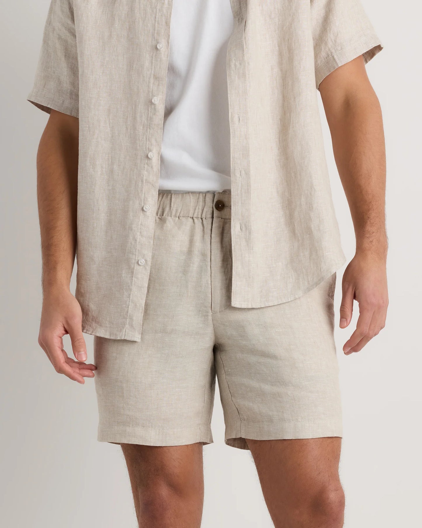100% European Linen Shorts - 7" - S / Black