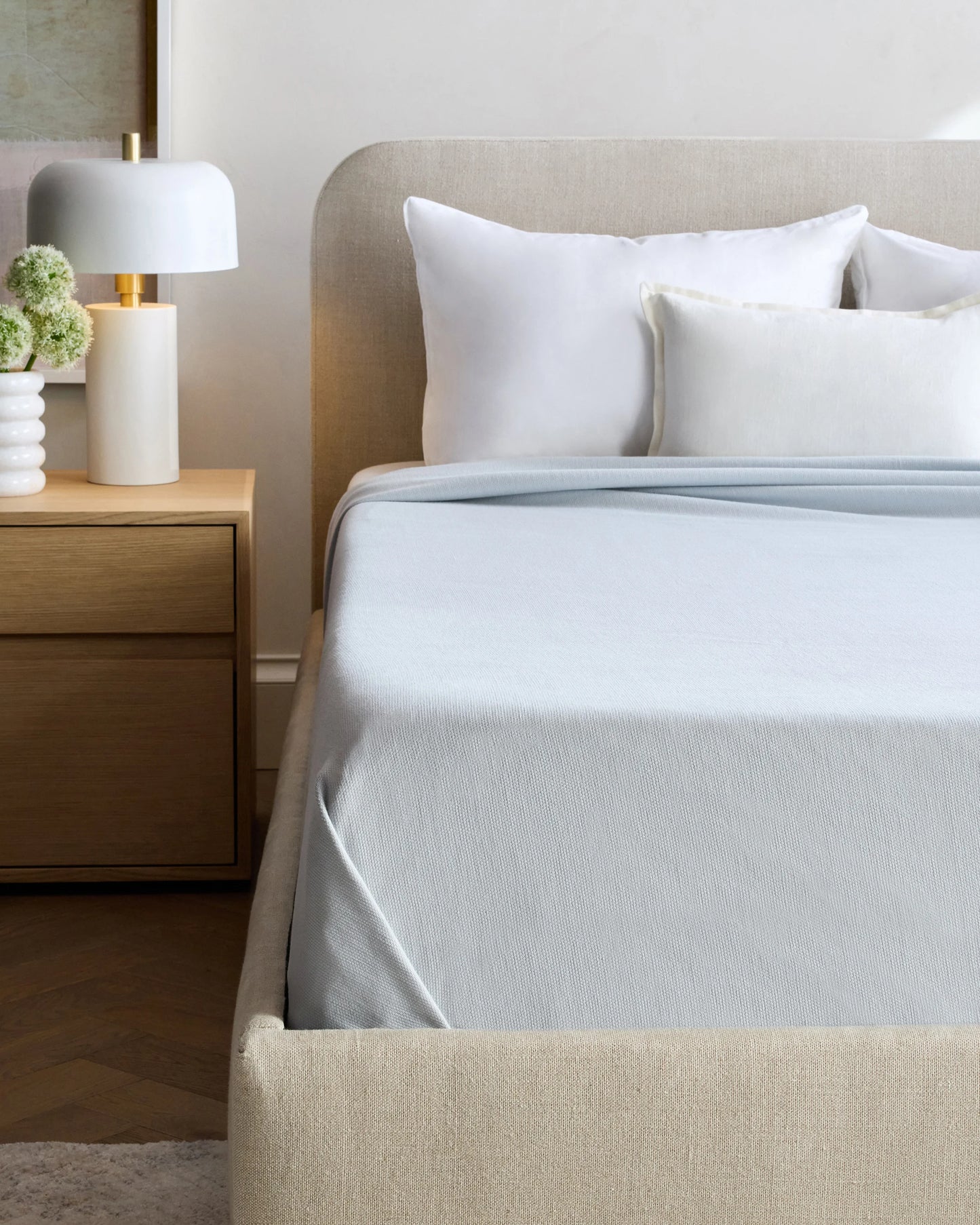 Luxury Organic Cotton Bed Blanket - Twin / White