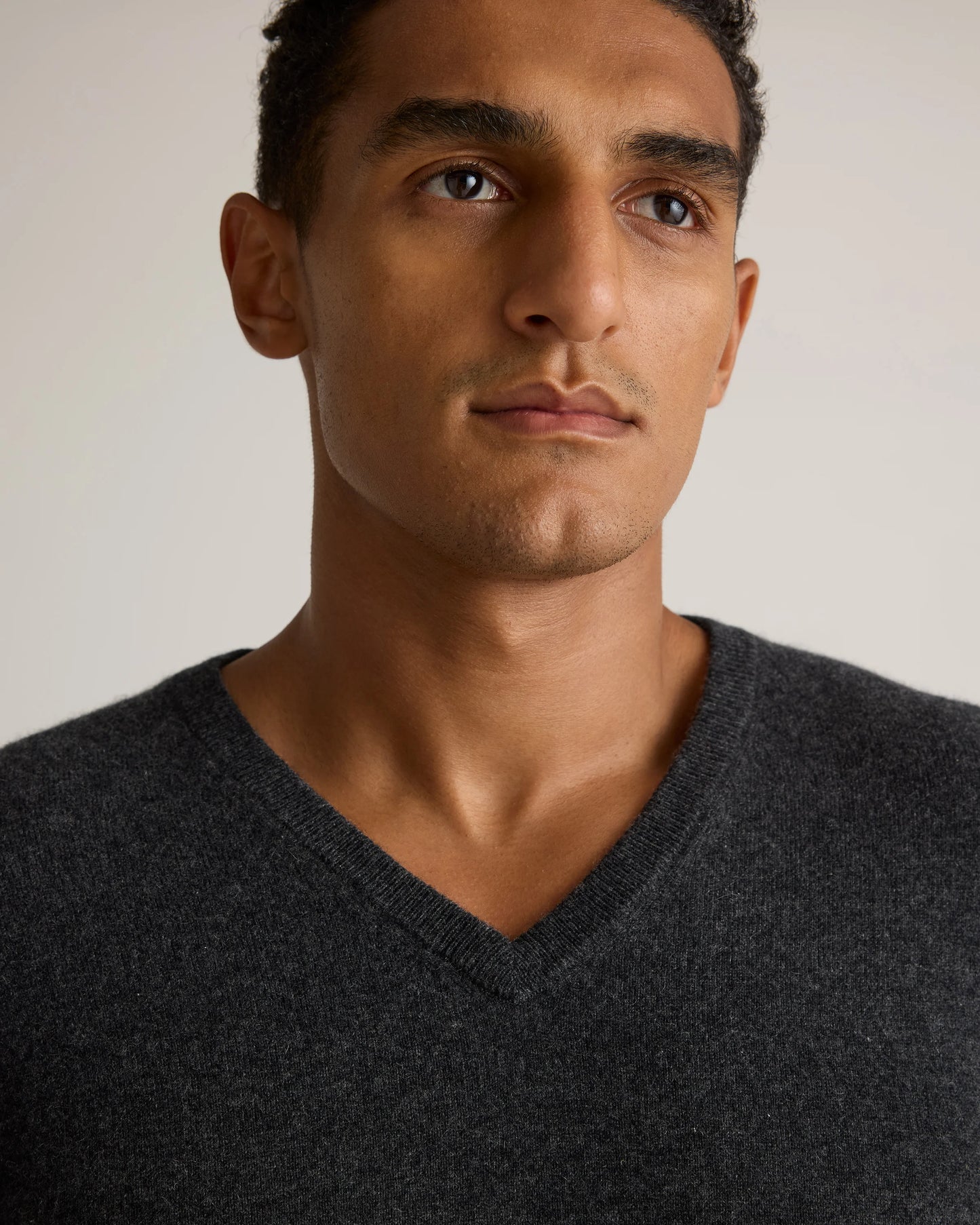 Mongolian Cashmere V-Neck Sweater - S / Oatmeal