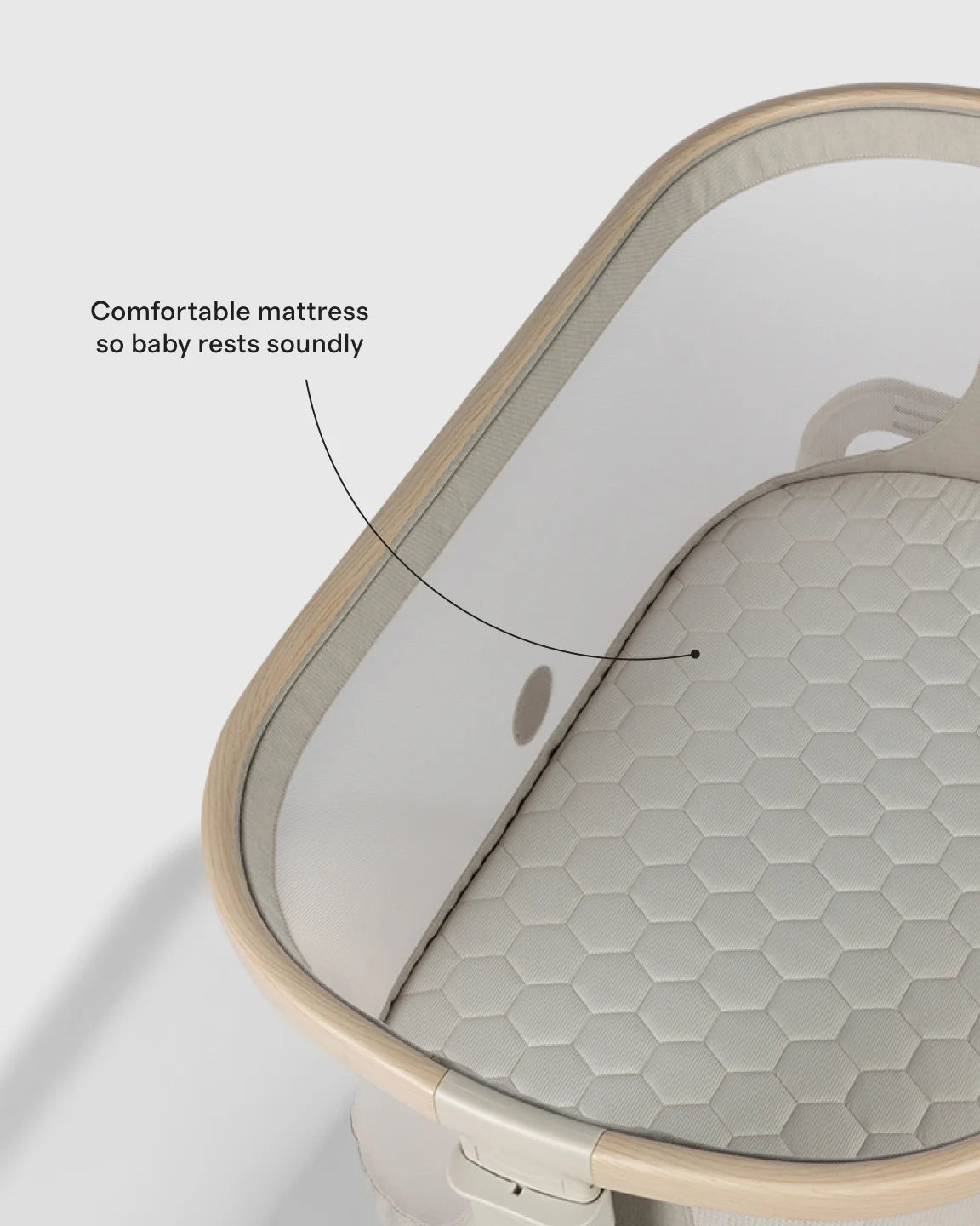 Iora Bedside Bassinet by Maxi-Cosi - One Size / Classic Oat