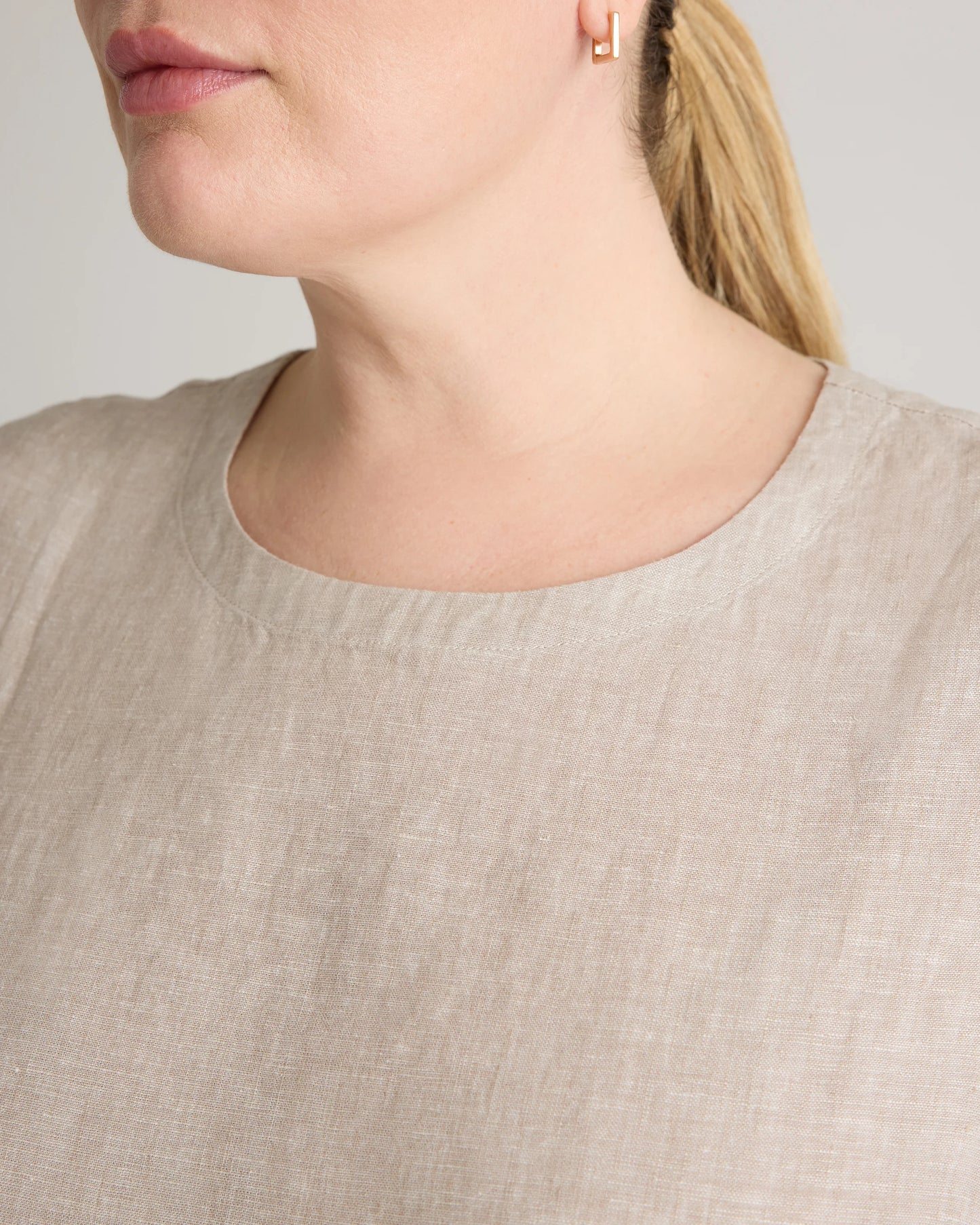 100% European Linen Tank - 1X / White