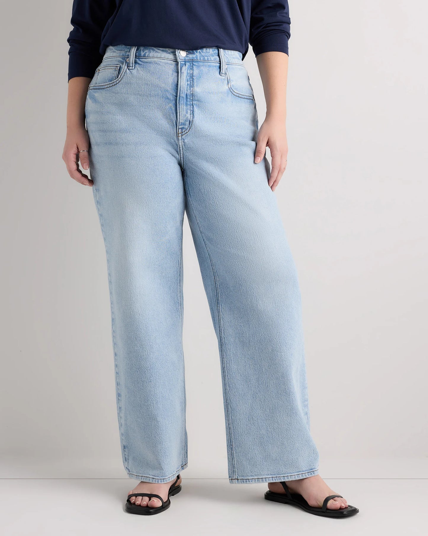 Bella Stretch Relaxed Straight Jeans - 33 / Atlantic Blue