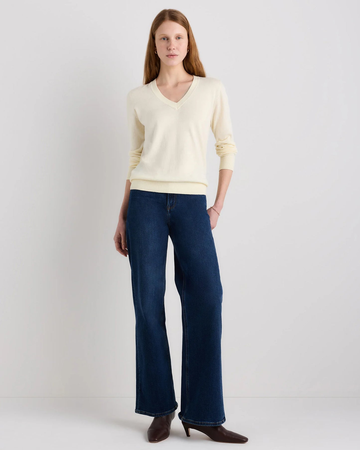 Lightweight Cotton Cashmere V-Neck Sweater - XS / Sugar Stone