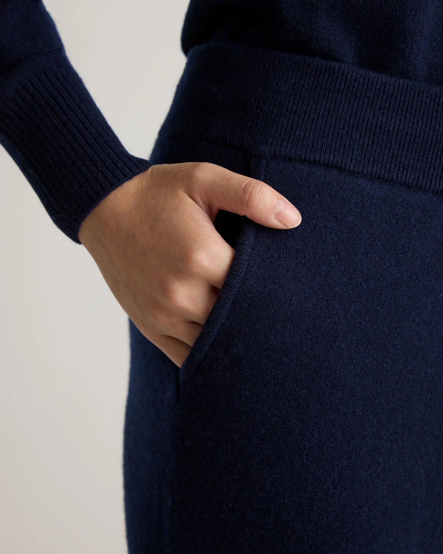 Mongolian Cashmere Sweatpants - XS / Brown
