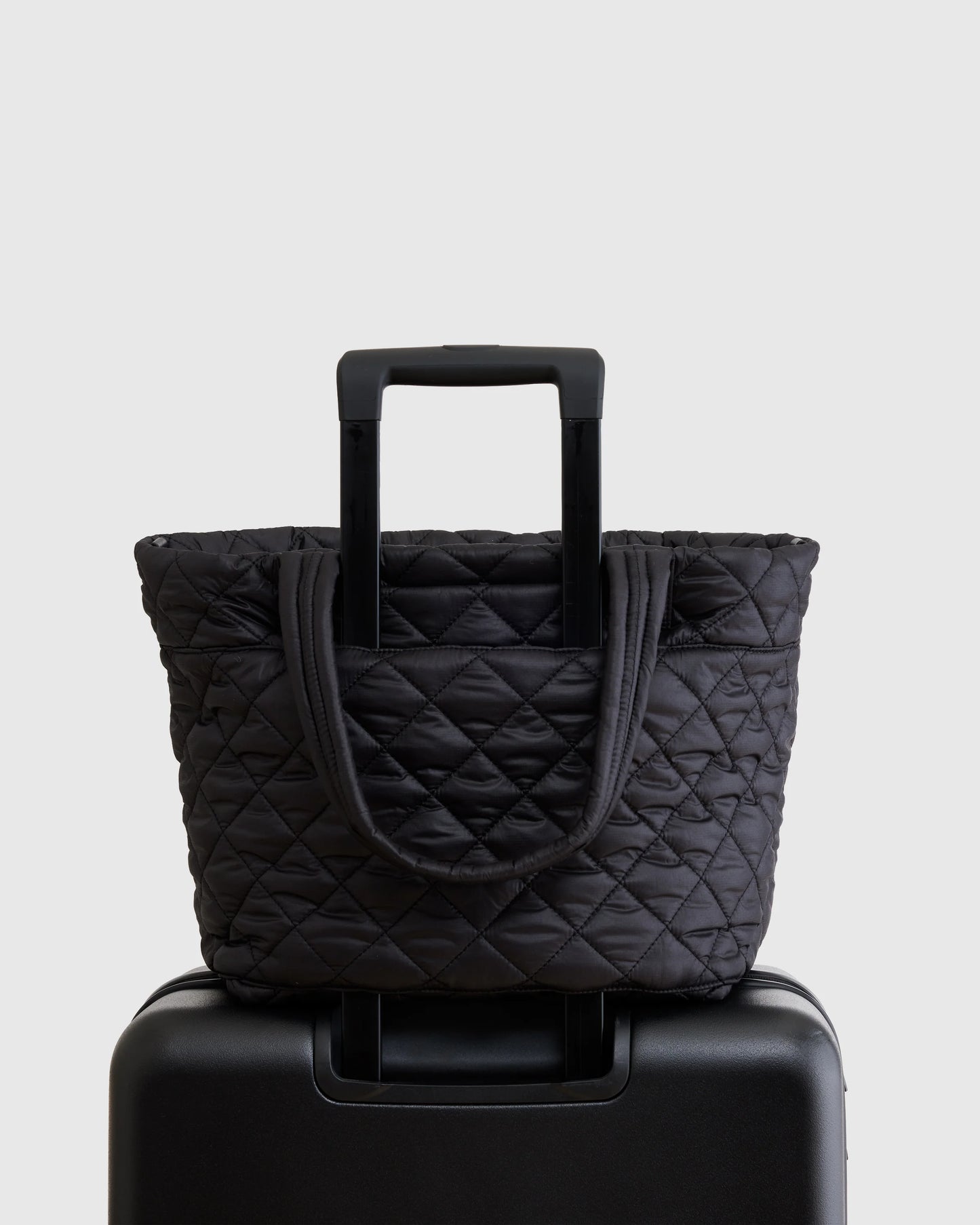 Transit Quilted Carry-All Tote - One Size / Porcelain Blue