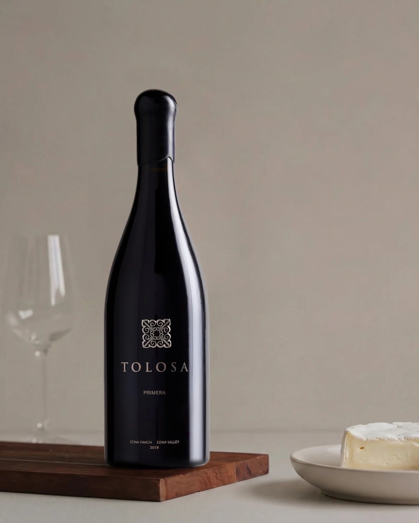 Tolosa Edna Valley Primera Pinot Noir 2018 - One Size / No Color