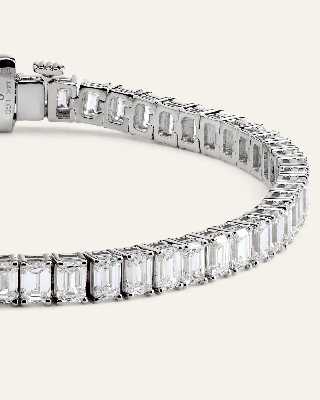 14K Gold Lab Grown Diamond North-South Emerald Tennis Bracelet - 10ctw - 6.5" / Yellow Gold