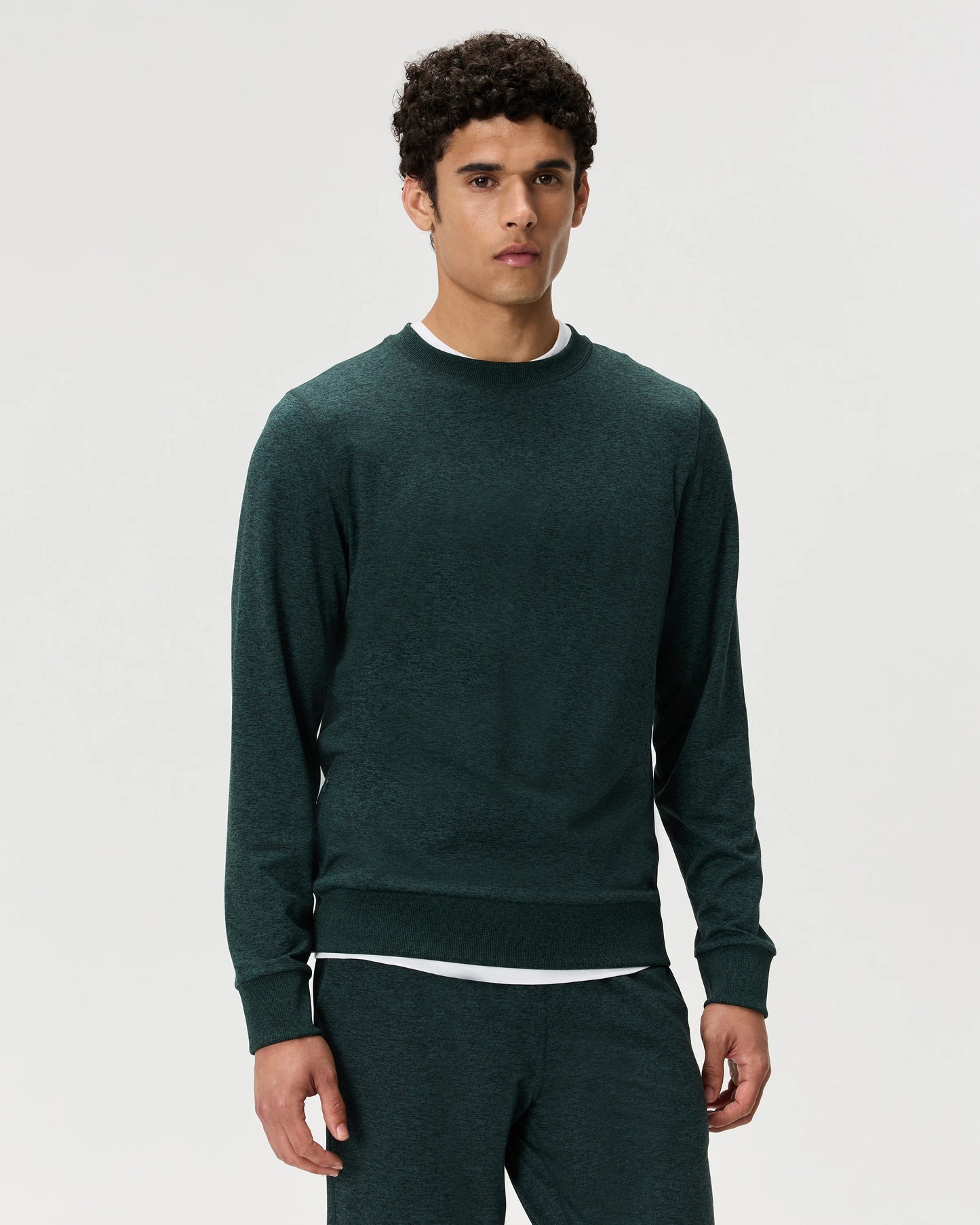 Flowknit Performance Crew Sweatshirt - S / Solid Chalk