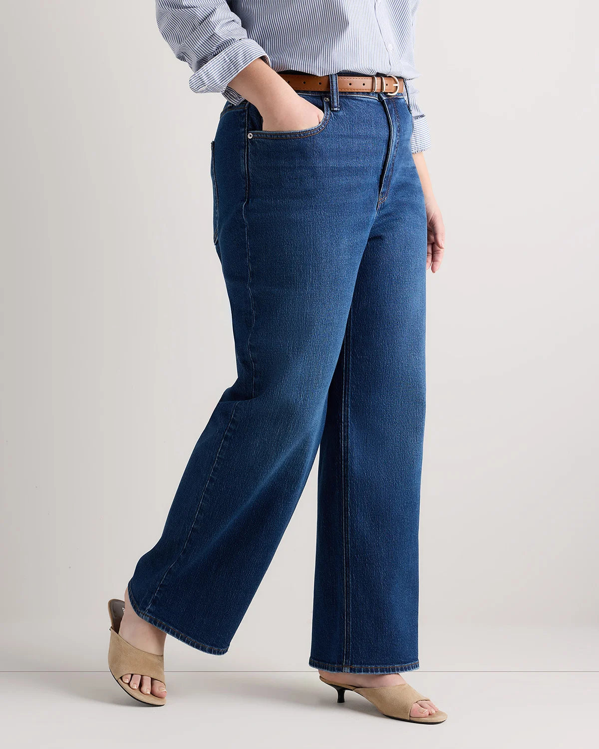 Bella Stretch Relaxed Straight Jeans - 33 / Atlantic Blue