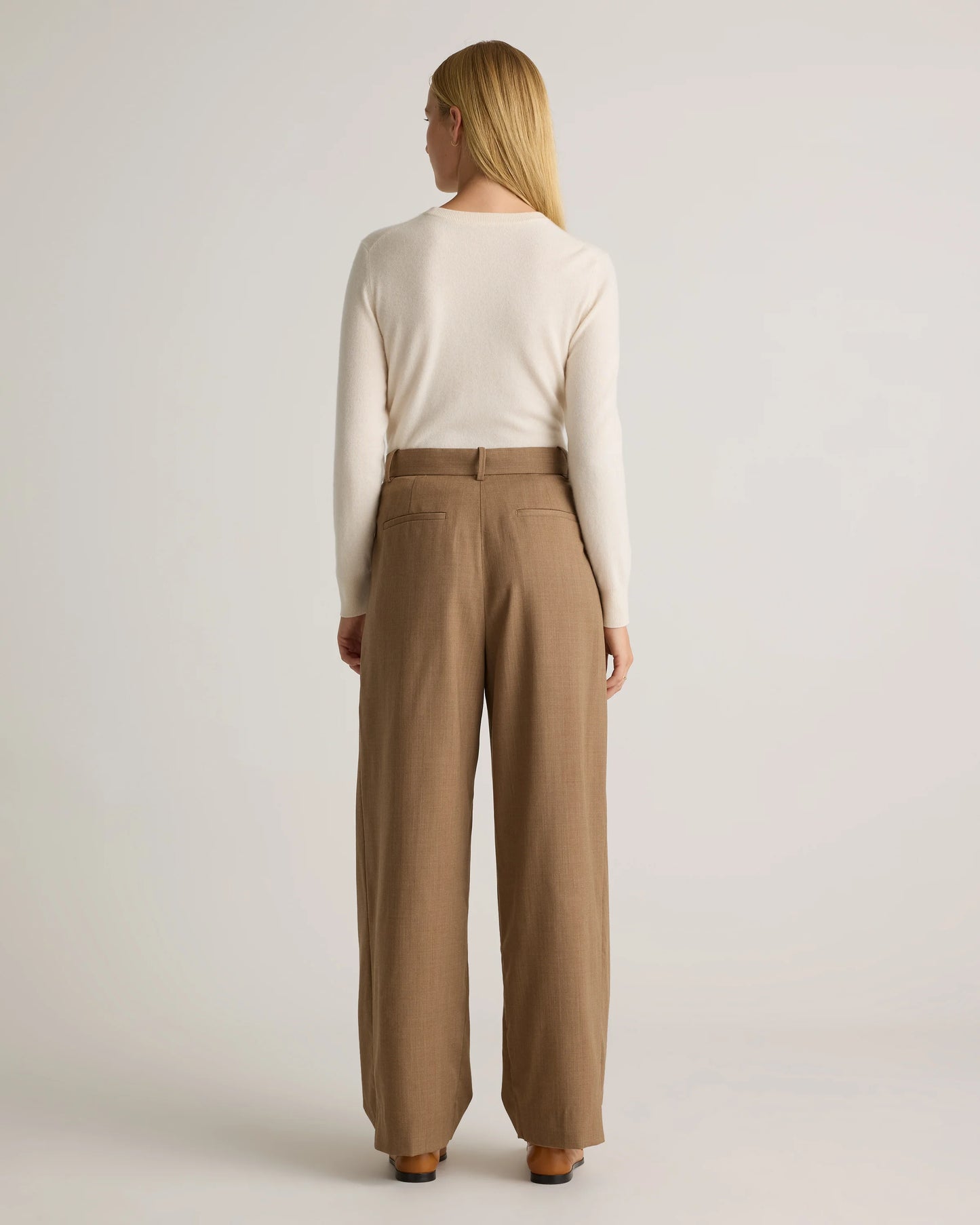 Mongolian Cashmere Crewneck Sweater - XS / Ivory