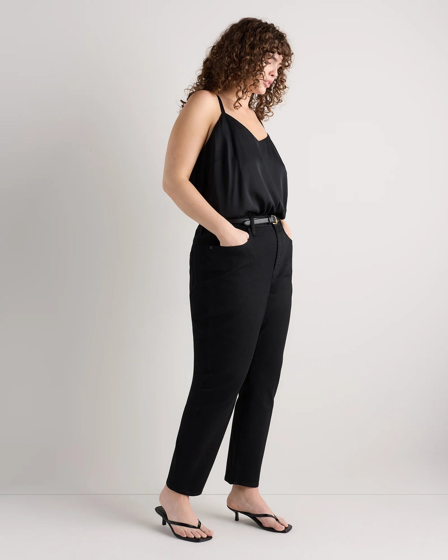 Bella Stretch Skinny Jeans - 33 / Black