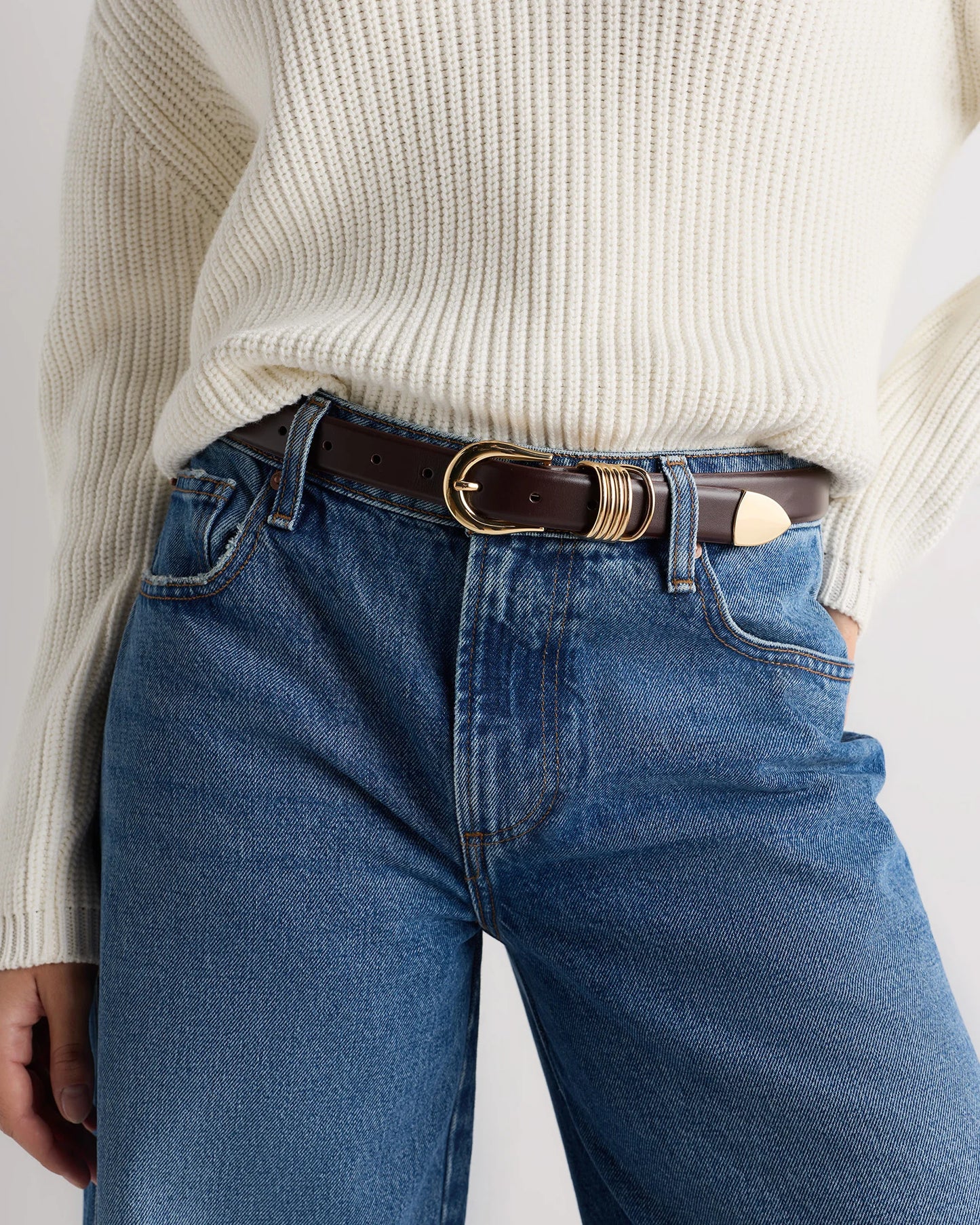 Daphne European Leather Multi Keeper Belt - XS / Black/Gold