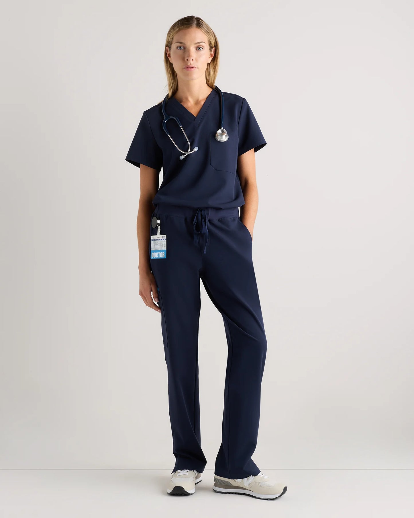 AeraFlex Scrub Cargo Pants - XS / Bold Black