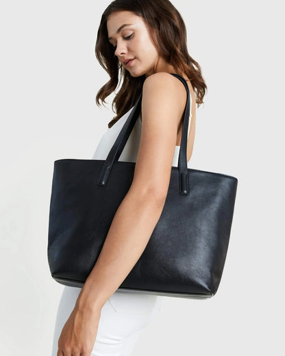 Classic Italian Leather Tote - One Size / Black