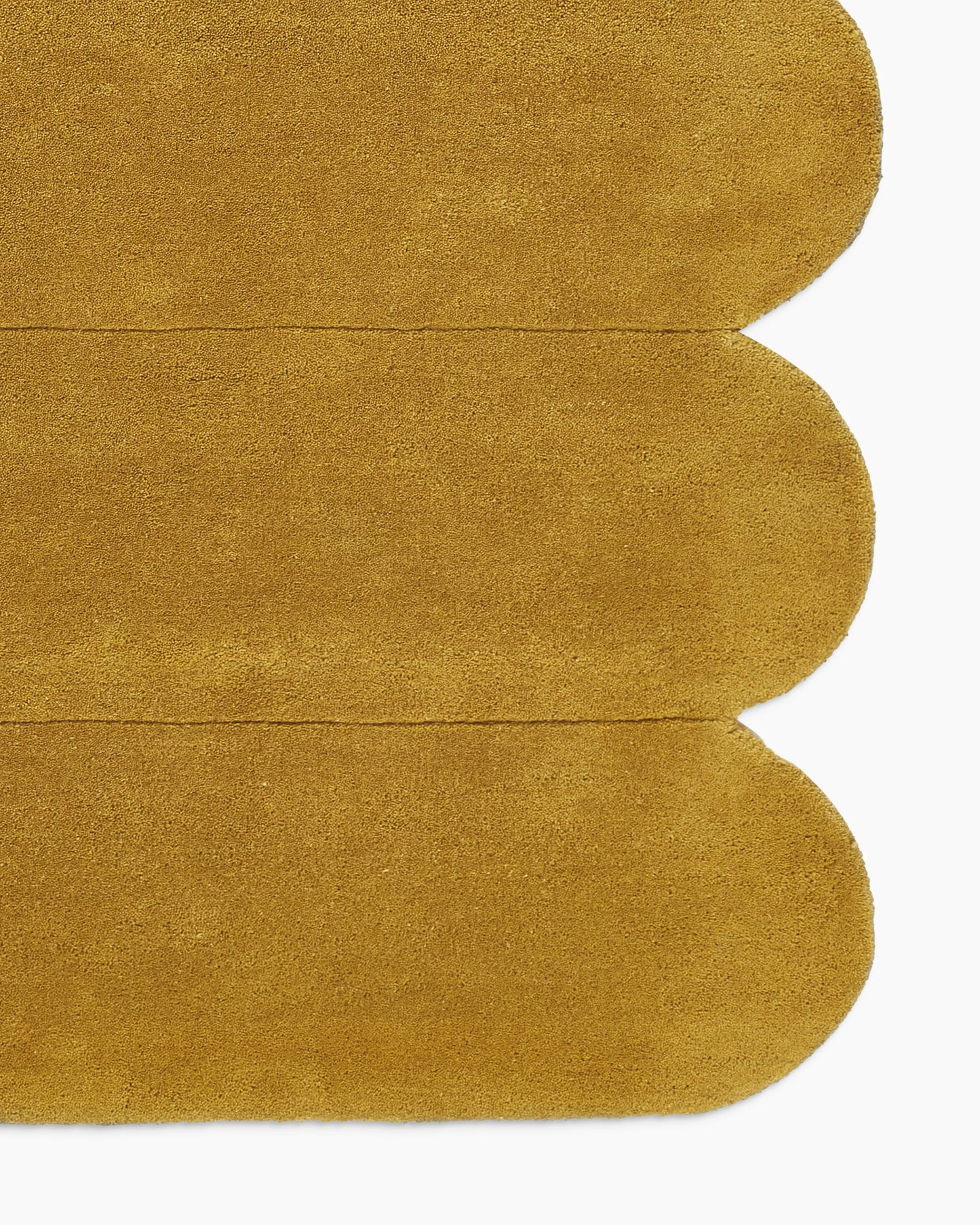 Scalloped Border Hand-Tufted Rug - 5' x 8' / Mustard
