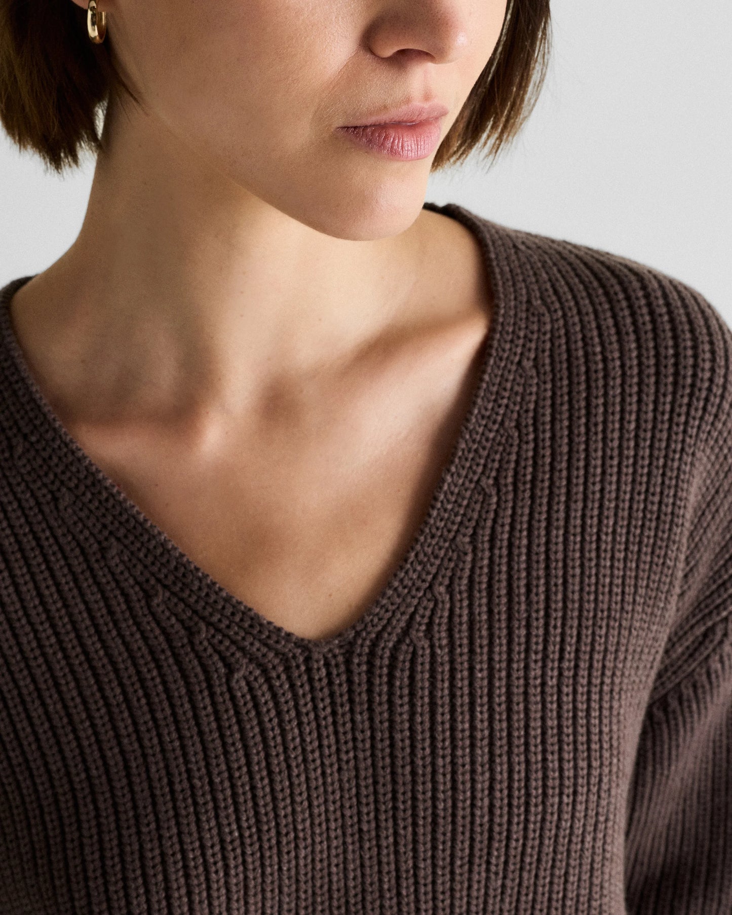 100% Organic Cotton Fisherman V-Neck Sweater - XS / Heather Brown