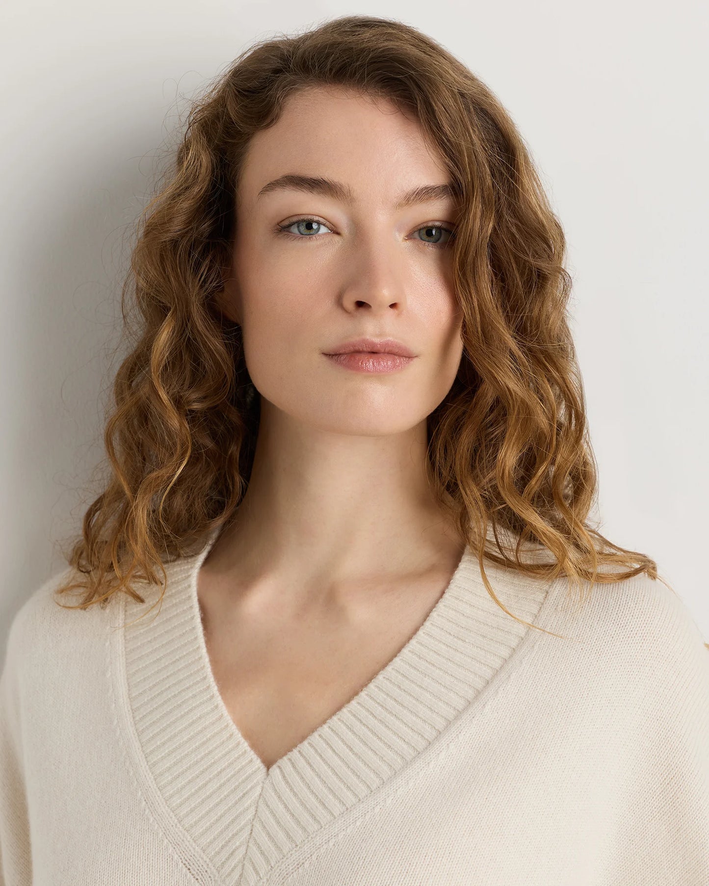 Mongolian Cashmere Oversized V-Neck Sweater - XS / Elk Brown