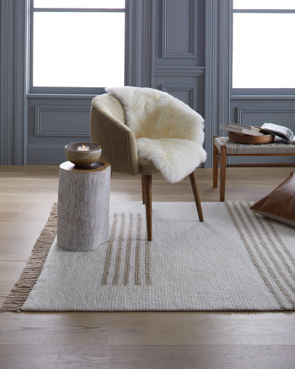 Australian Single Sheepskin Rug - 2' x 3' / Ivory