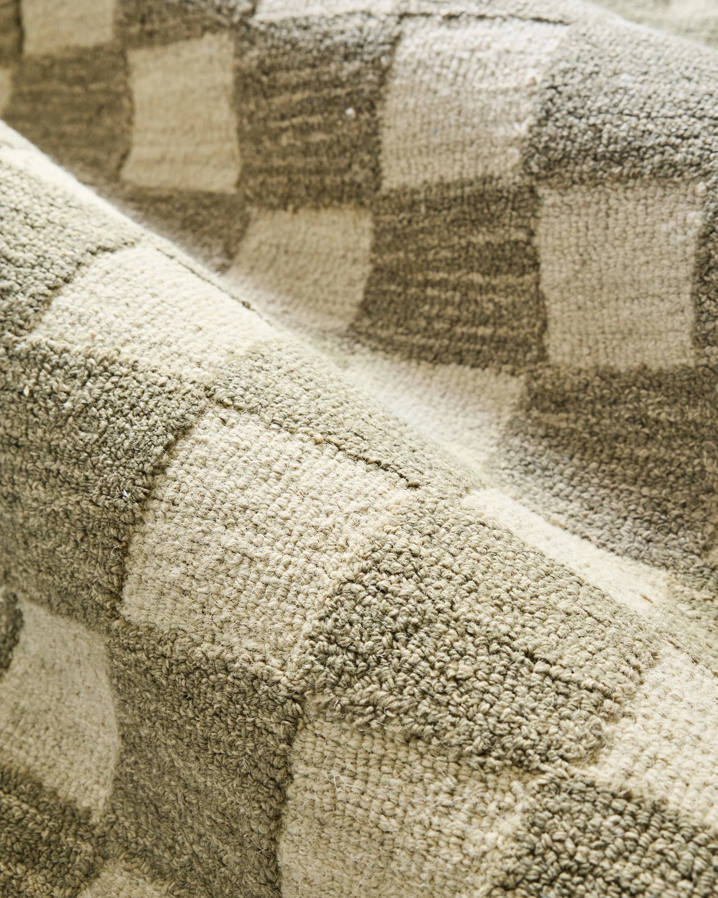 James Wool Rug - 5' x 7'6" / Tan