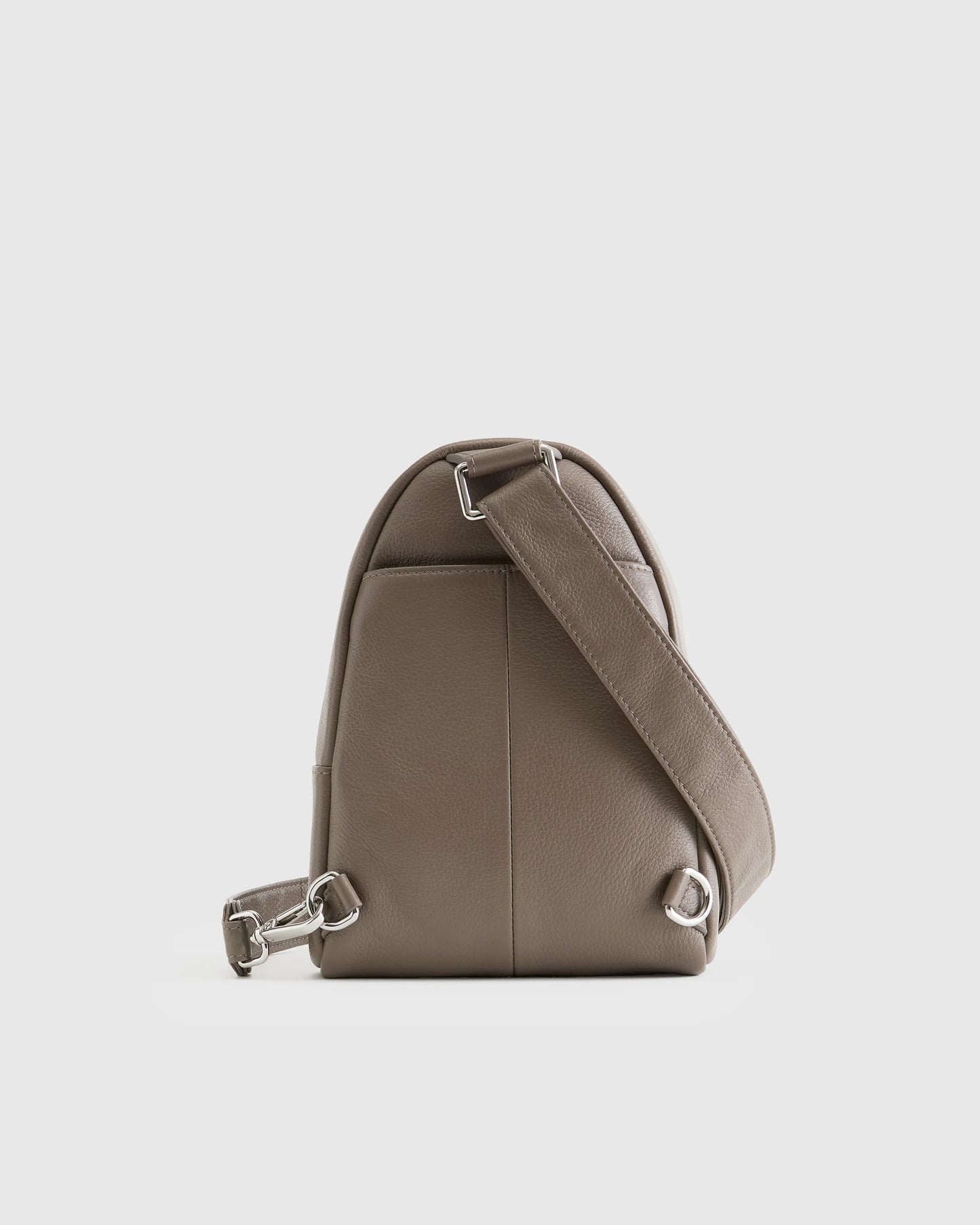 Italian Leather Sling Pack - One Size / Black