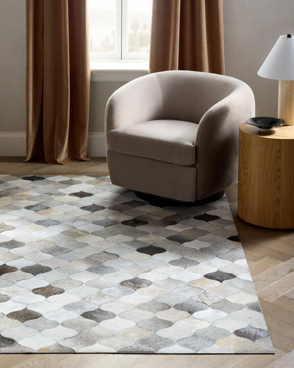 Trellis Hair on Hide Rug - 5' x 8' / Natural
