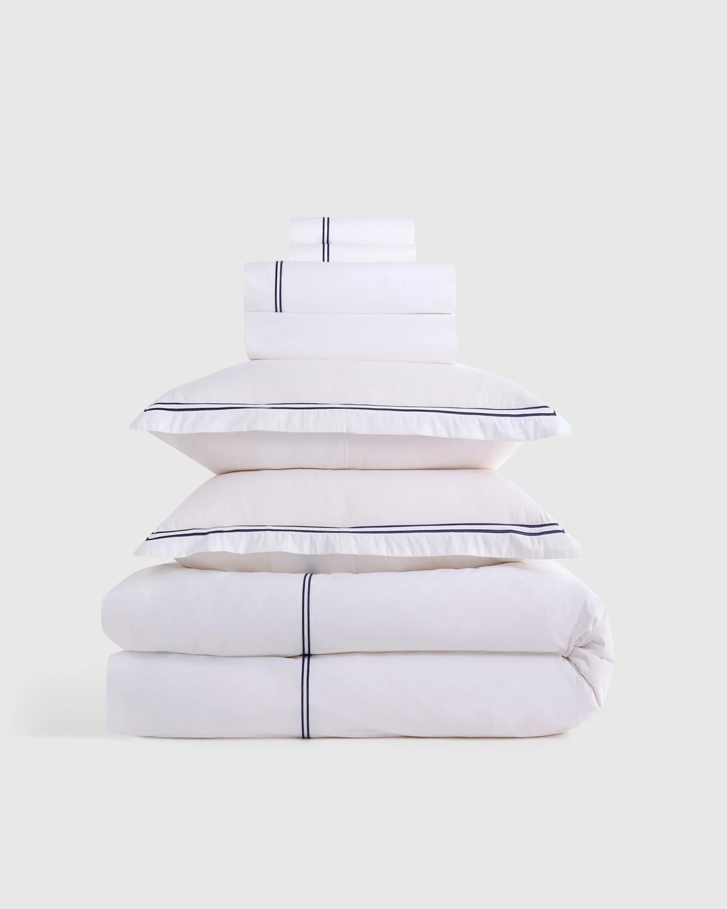 Organic Crisp Percale Embellished Deluxe Bedding Bundle - Twin / White/Navy