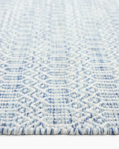 Vale Handwoven Wool Rug - 5' x 8' / Blue