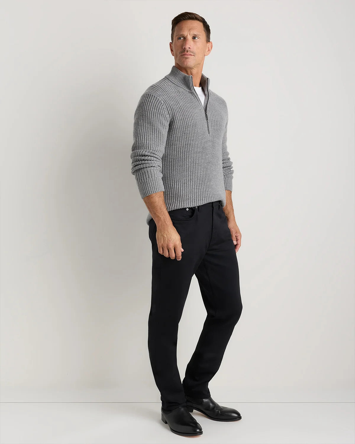 Comfort Stretch Traveler 5-Pocket Pants - Athletic Tapered - 30X30 / Chive
