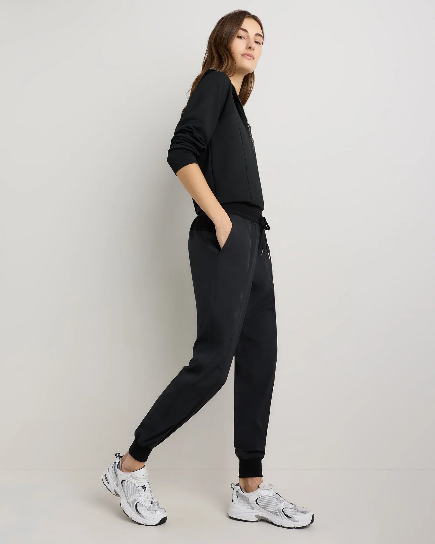 Performance Tech Mid-Rise Joggers - XS / Black