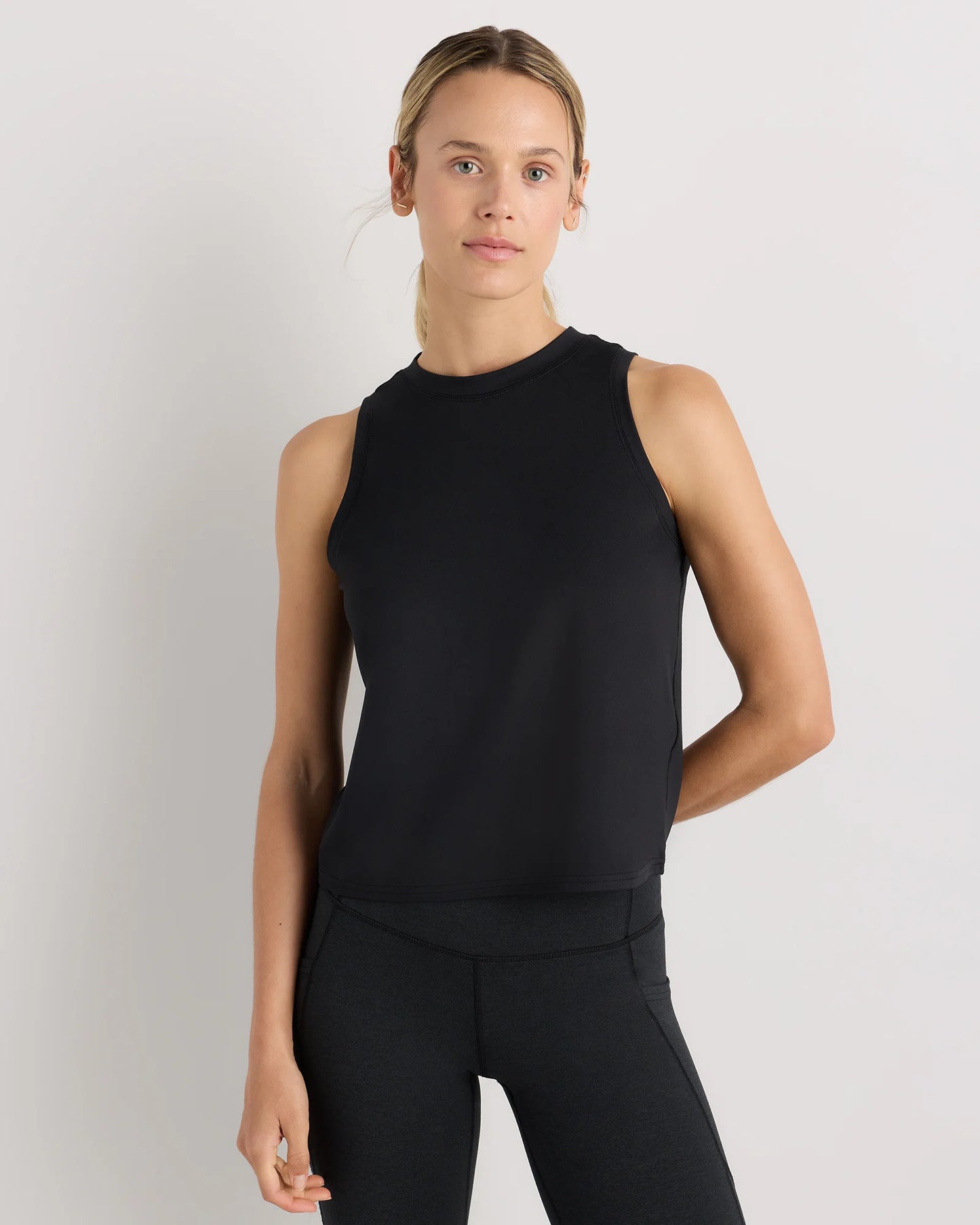 Flowknit Breeze High-Neck Tank - XS / Heather Deep Navy