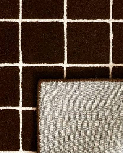 Bowie Wool Rug - 5' x 8' / Brown