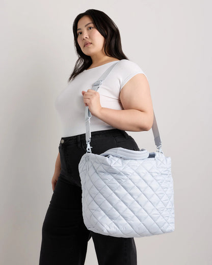 Transit Quilted Carry-All Tote - One Size / Porcelain Blue