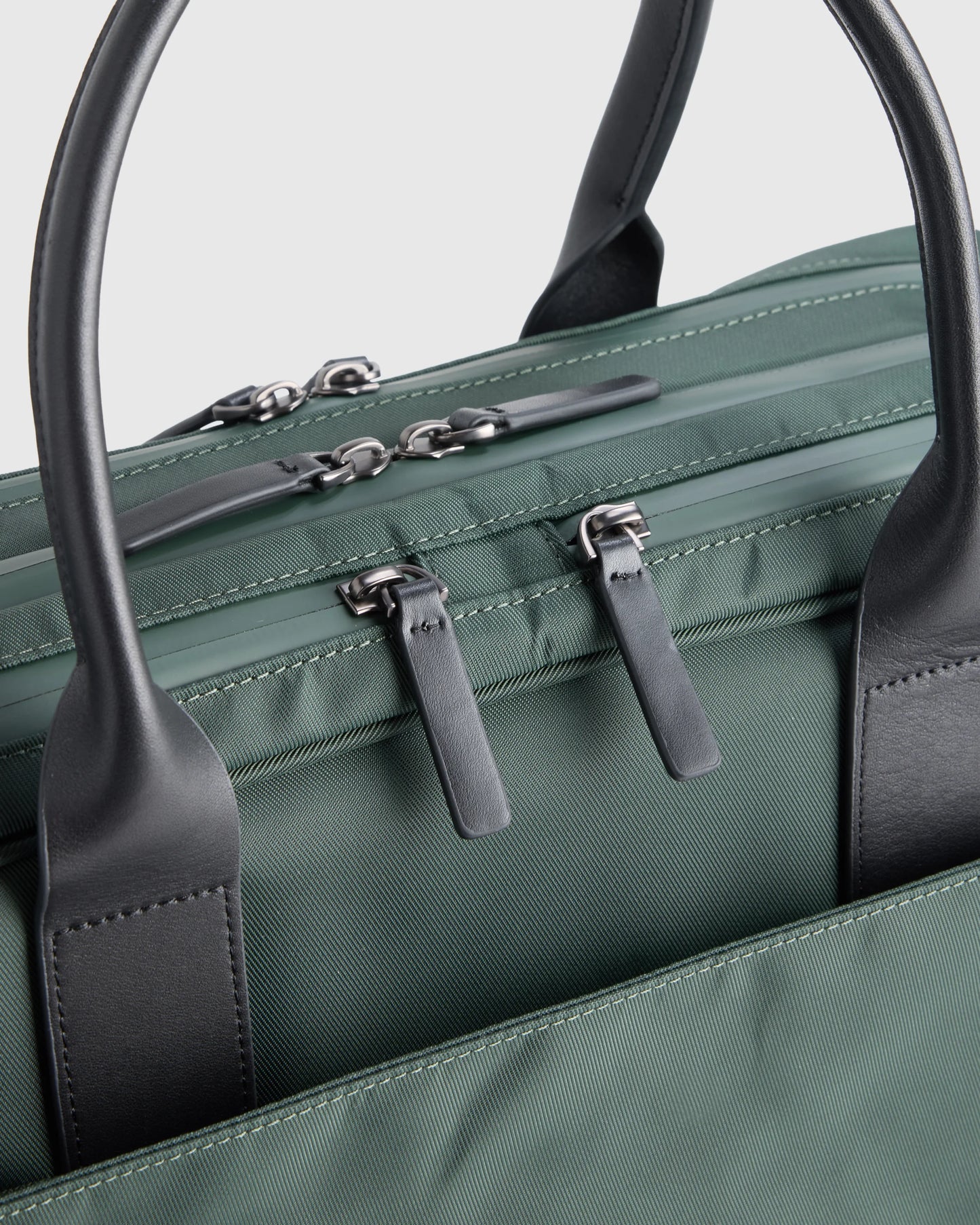 Voyage Nylon Split Travel Bag - One Size / Dark Green