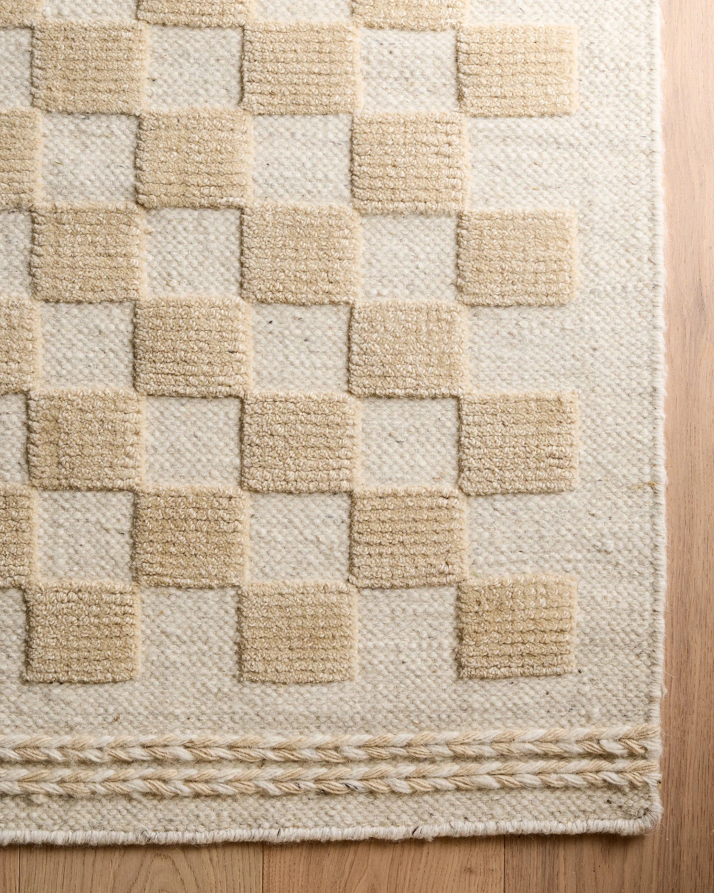 Romy Handwoven Wool Rug - 5' x 8' / Beige