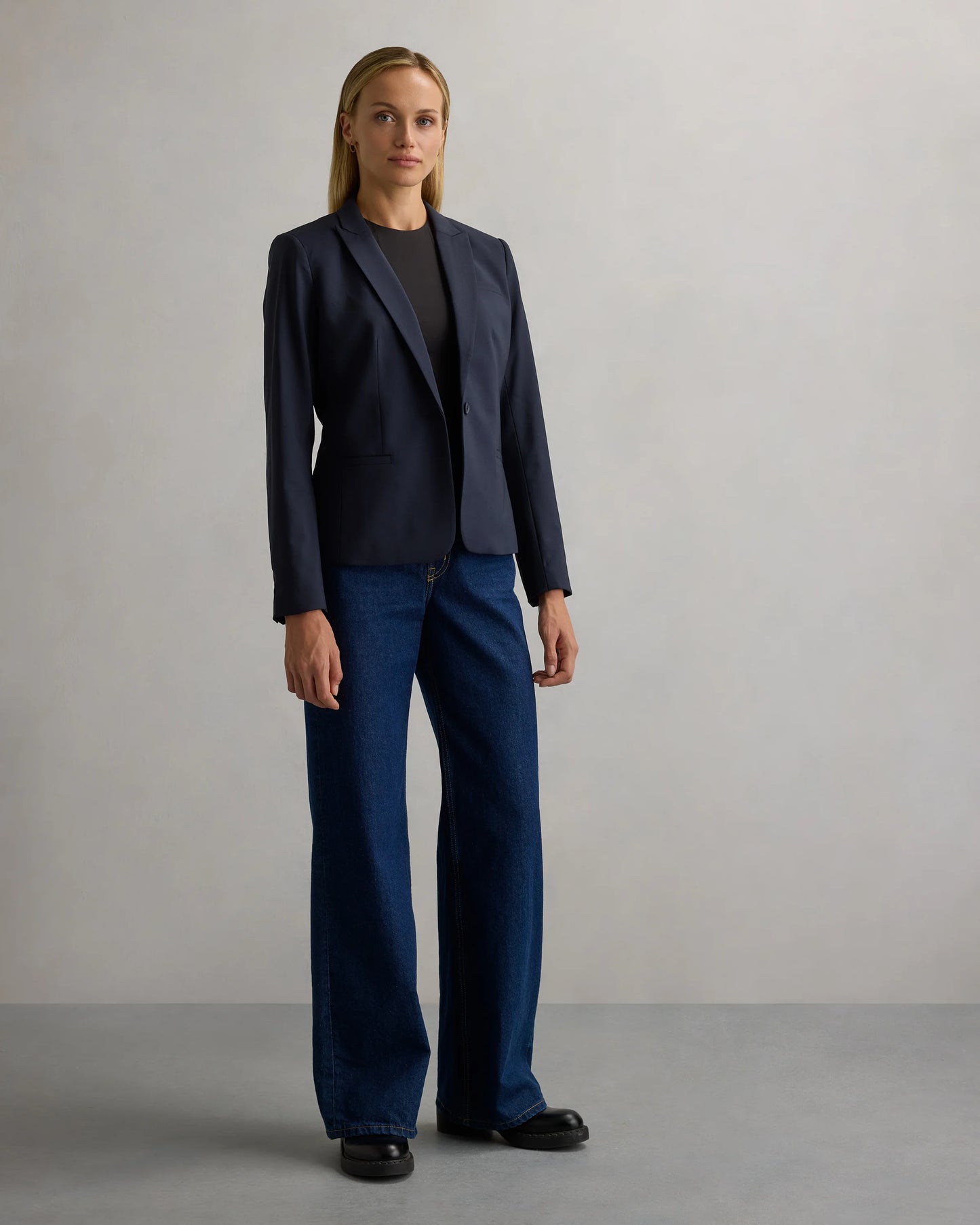 Italian Wool Tailored Blazer - XS / Navy