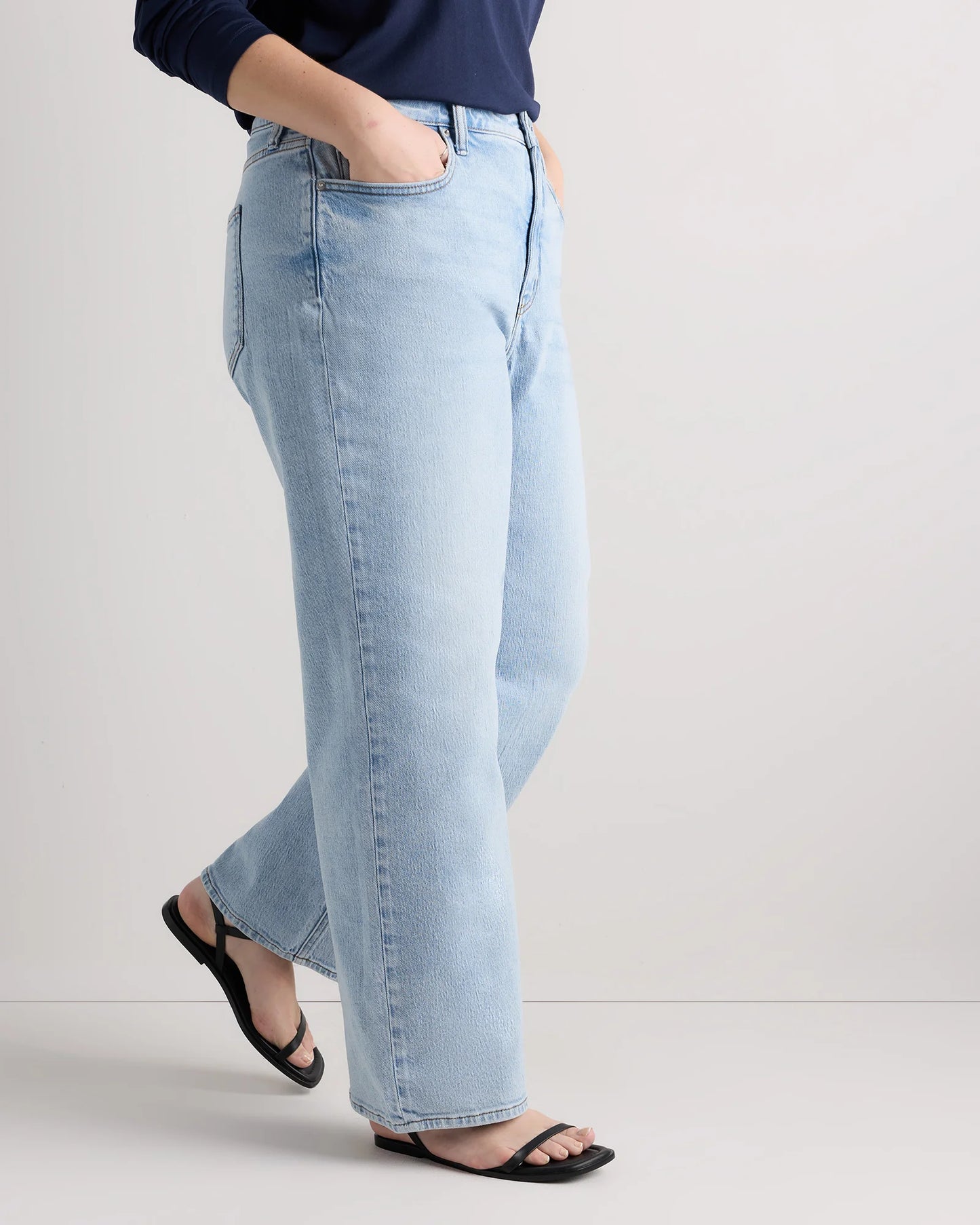 Bella Stretch Relaxed Straight Jeans - 33 / Atlantic Blue