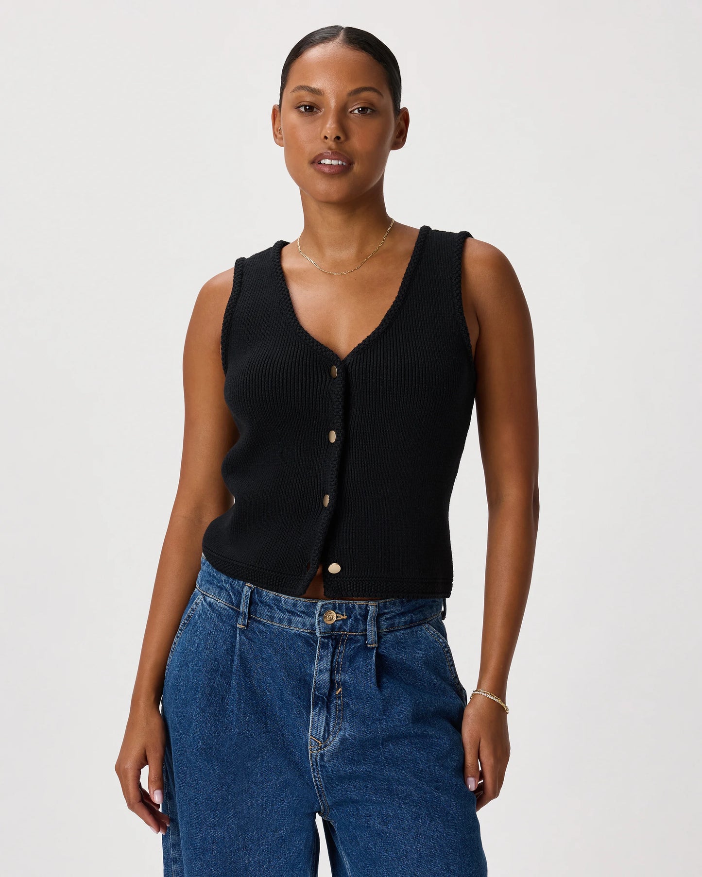 100% Organic Cotton V-Neck Sweater Vest - XS / Ivory