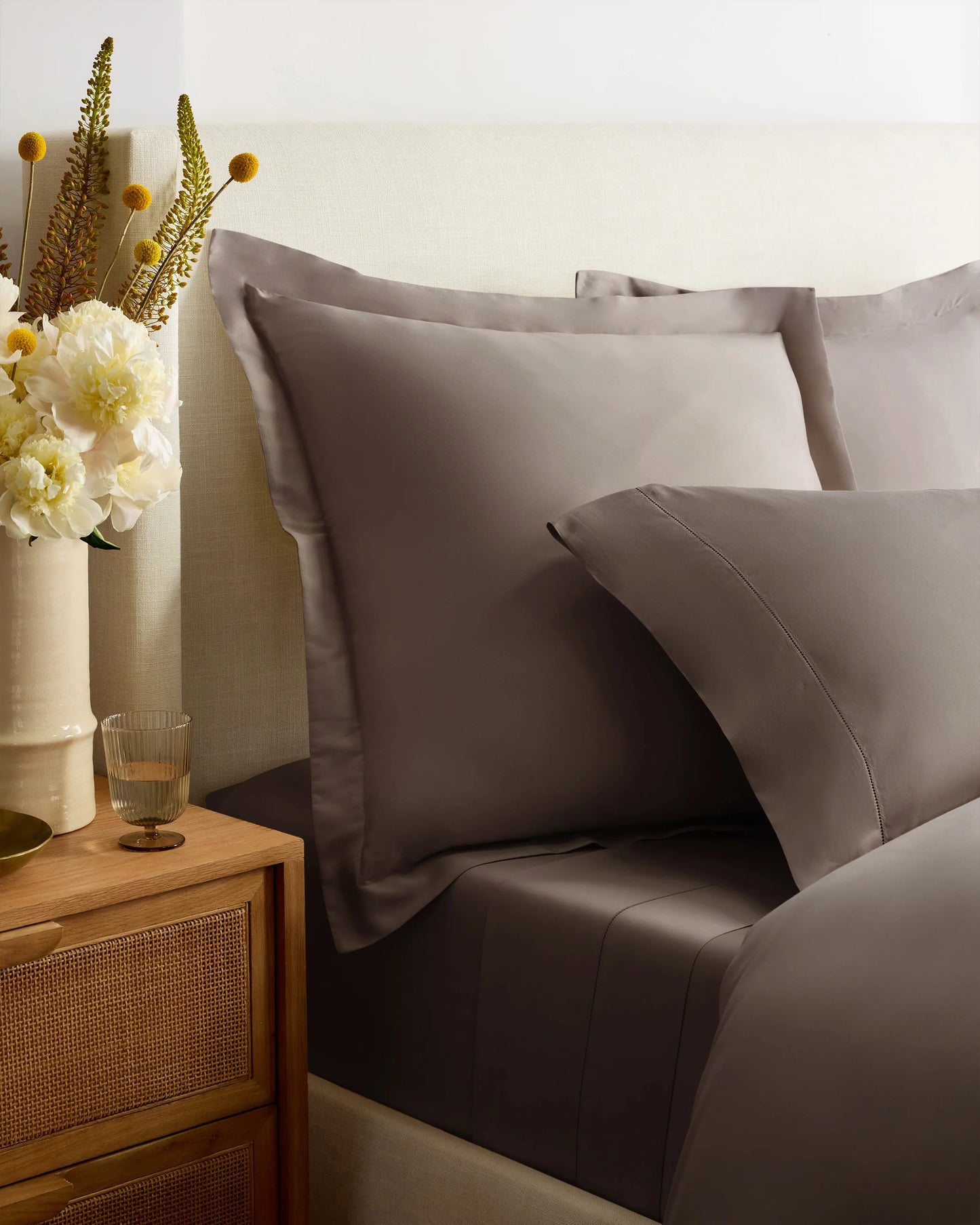 Signature Giza Cotton Sateen Duvet Cover - Twin / Light Grey