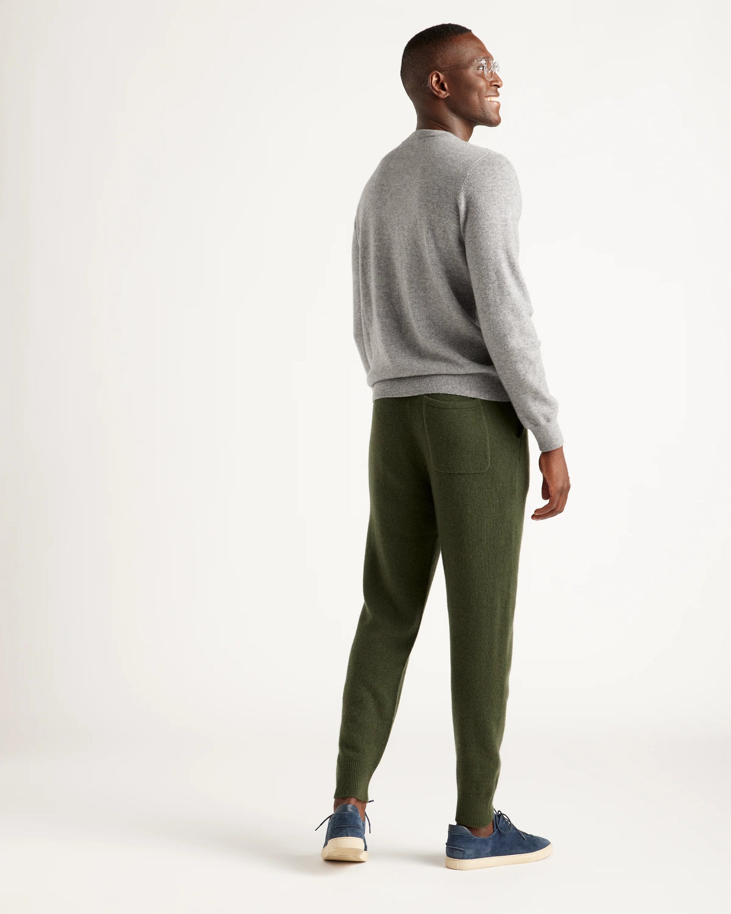 Mongolian Spring Cashmere Jogger - S / Olive