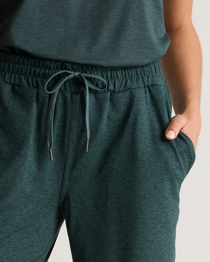 Flowknit Mid-Rise Joggers - XS / Black